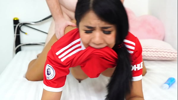 Thai Girlfriend Fucked and Creampied at Home